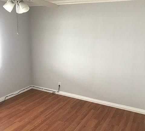 5th image of 5922 Vineland Ave