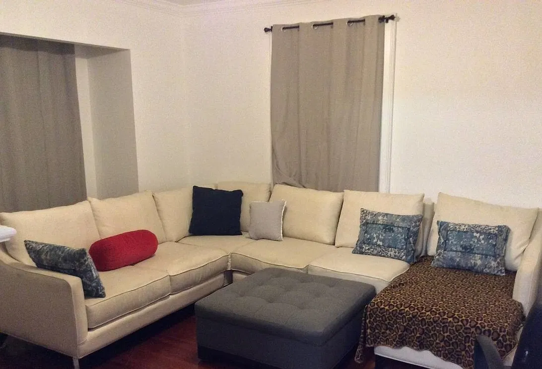8 bed, $9,500 — Photo 2
