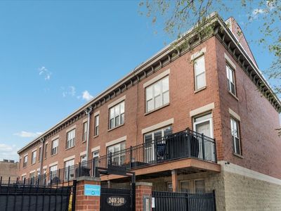 (Undisclosed Address), Chicago, IL, 60612