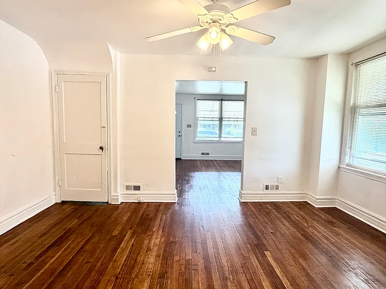 3018 Larue Sq E — Photo 7