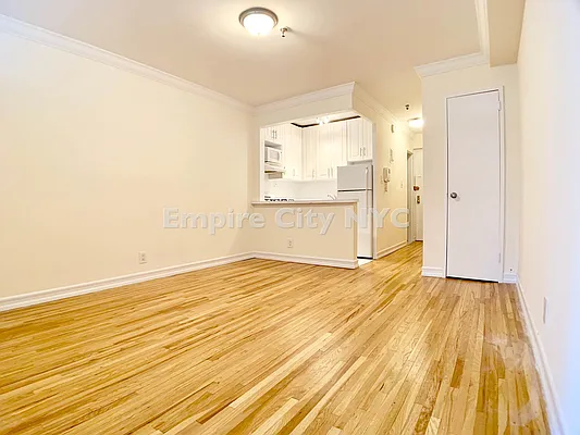 Rented by Empire City NYC Realty | media 8
