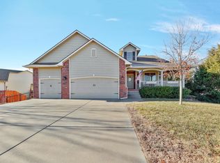 1009 McCaskey Dr, Rose Hill, KS 67133