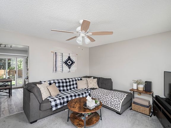 4th image of 3084 S Holland Ct