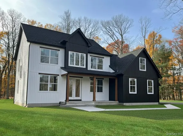 45 Maple Hill Drive, Millbrook, NY 12545