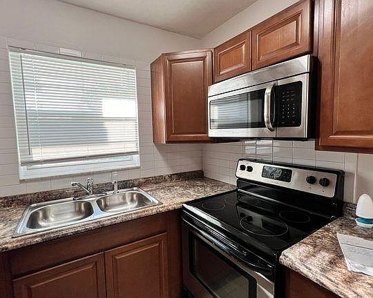 2nd image of 514 S C St APT 5
