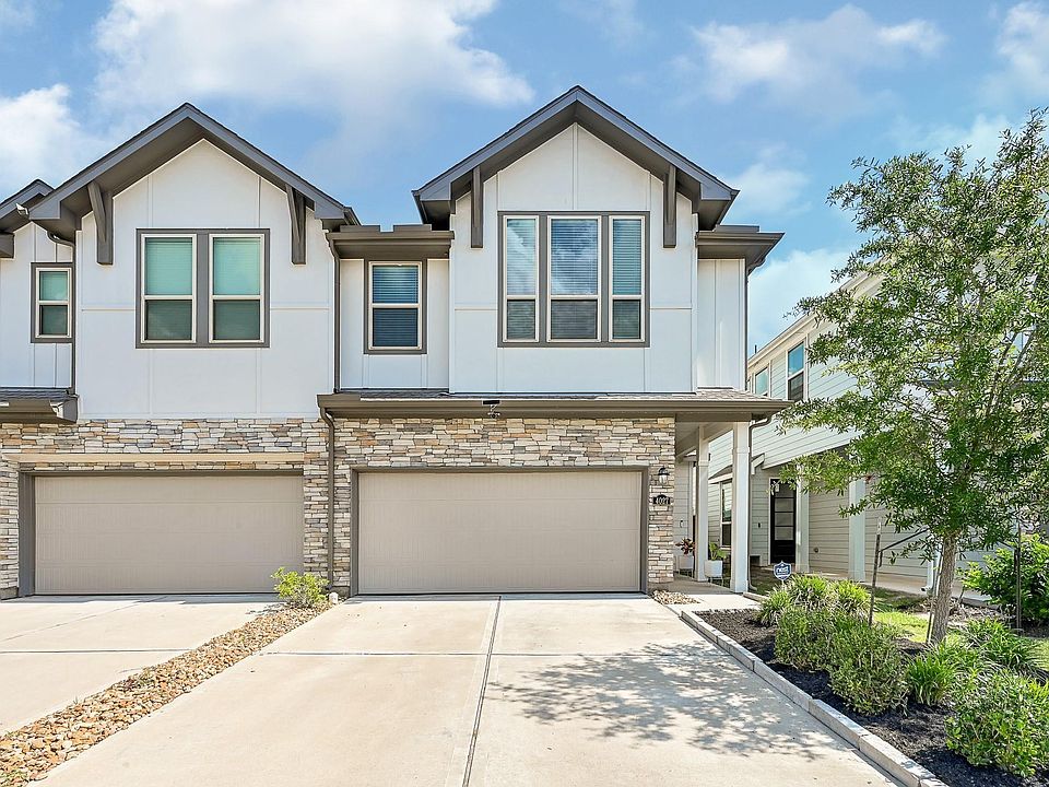 1st image of 4027 Balboa Dr
