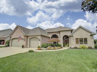 3011 Parkwood Dr, Troy, OH 45373