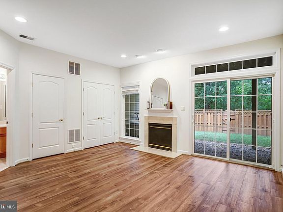 5th image of 21933 Windy Oaks Sq