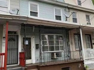 213 Market St, Gloucester City, NJ 08030