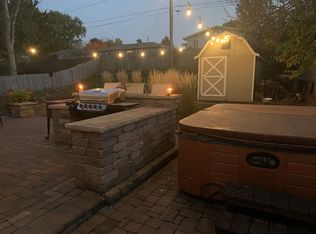 1402 W 5th St, Cedar Falls, IA 50613