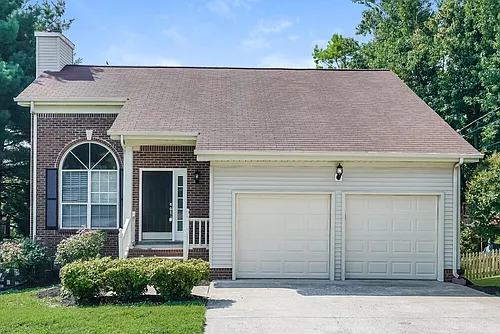 1207 Cedarbend Dr Photo 1
