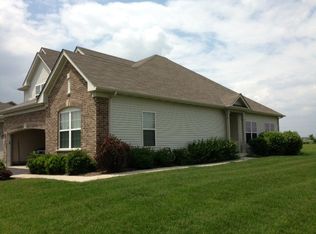 1166 Freedom Rd, Elburn, IL 60119