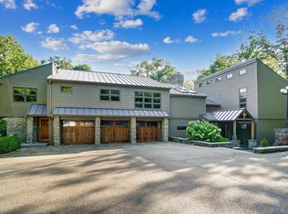 9225 Holly Hl, Cincinnati, OH 45243