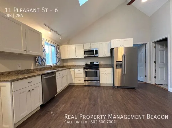 11 Pleasant St #6, Sunapee, NH 03782