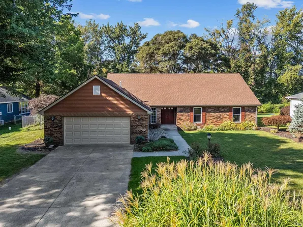 523 Crestlane Dr, Warsaw, IN 46580