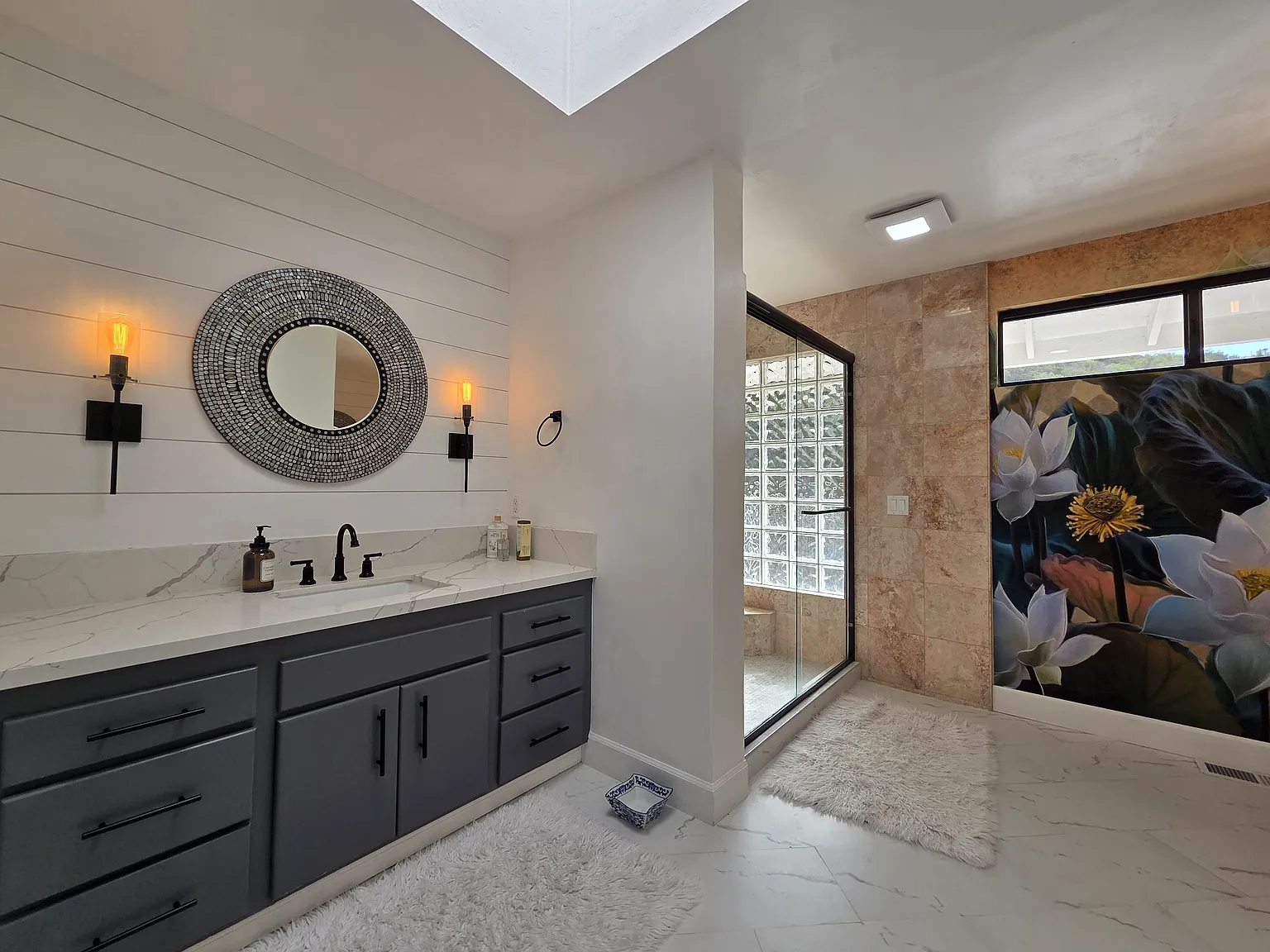 3 bed, 2553 sqft, $4,700 — Photo 3