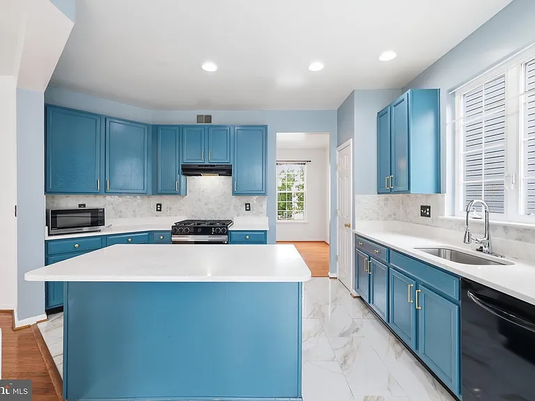 2917 Markhams Grant Dr — Photo 13