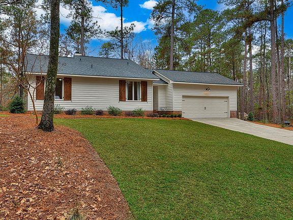 3rd image of 118 Southwind Drive