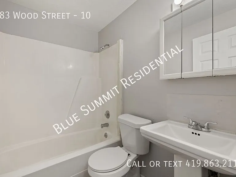 383 Wood St #10 — Photo 10