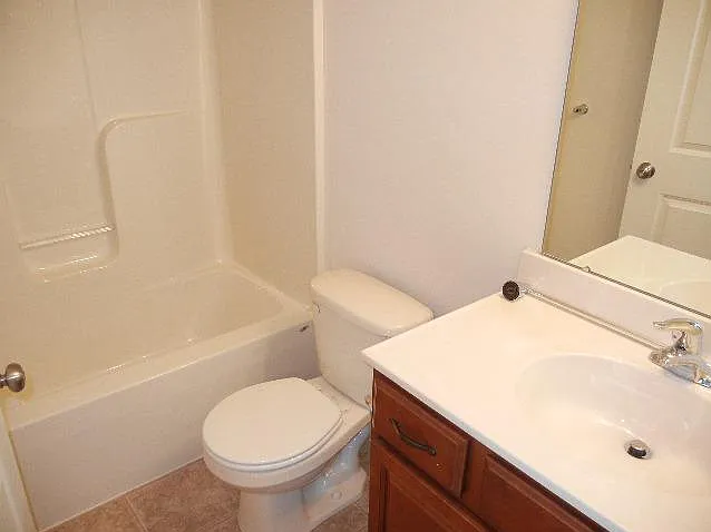 6205 Addison Dr — Photo 10