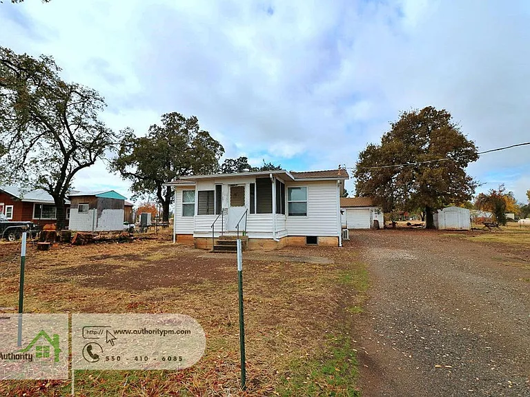 6530 Dale Ln — Photo 1