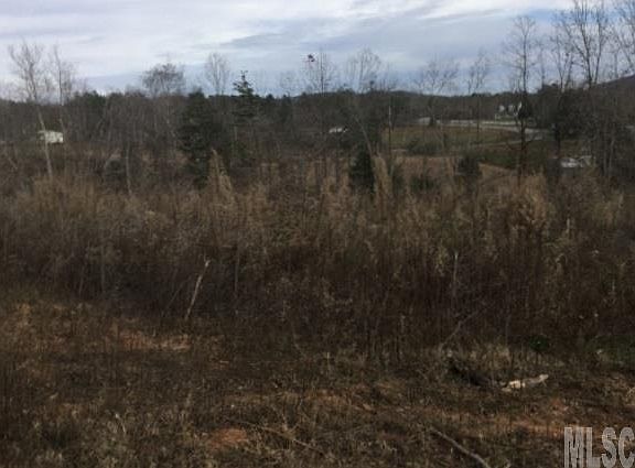 5th image of 176 Liles Ln