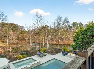 12630 Silver Fox Ct, Roswell, GA 30075
