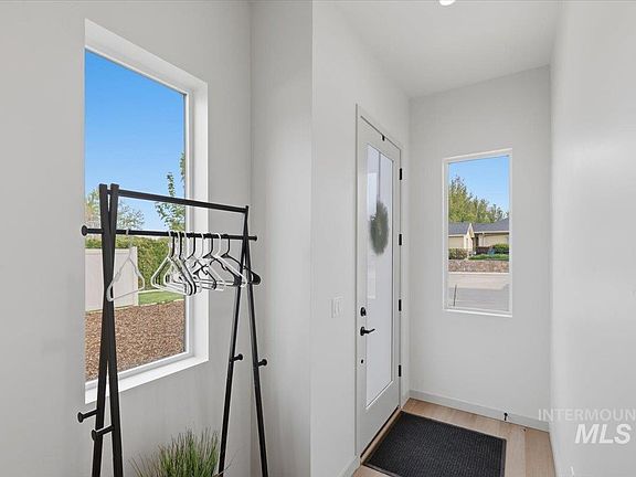 5th image of 10157 W Southerland Dr
