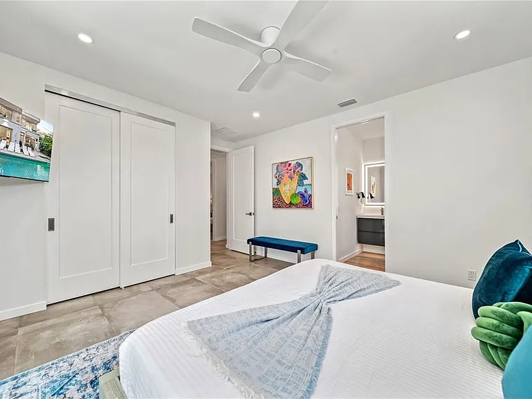 2327 Hillview St — Photo 41
