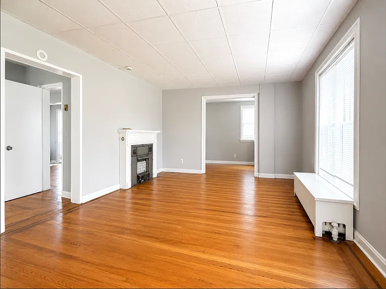 2604 Hamilton Ave — Photo 11