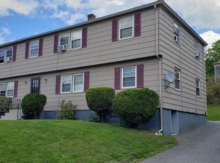 77 Perry Ave, Worcester, MA 01610