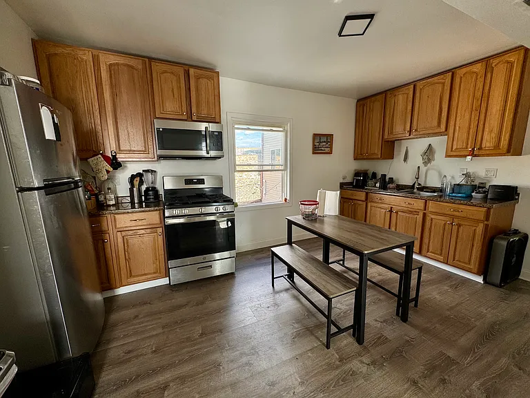 3540 W North Ave #2M — Photo 3