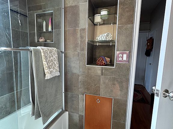 4th image of 140 Claremont Ave APT 5G