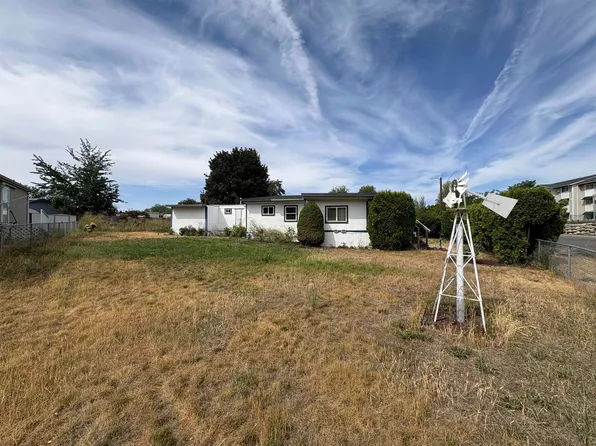 11616 E Jackson Ave, Spokane, WA 99206