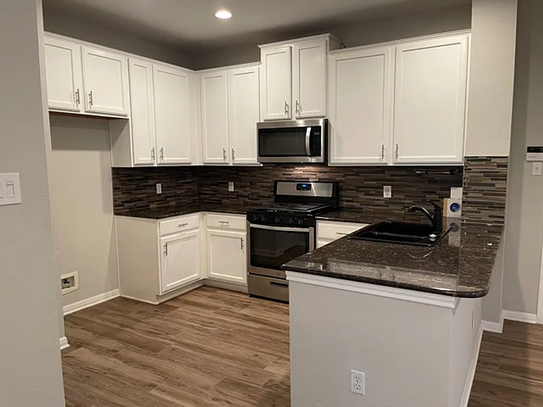 8518 Cahill Dr #35 — Photo 3