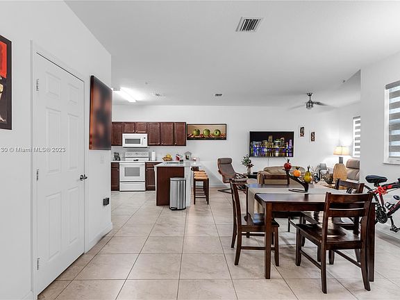 5th image of 230 NW 109th Ave APT 206