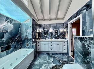 112 N Garfield Pl, Monrovia, CA 91016