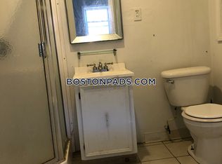 8 White Ave APT 5, Brockton, MA 02301
