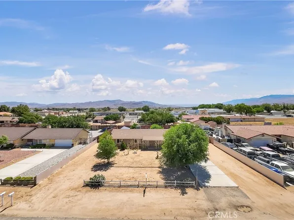 12631 Standing Bear Rd, Apple Valley, CA 92308
