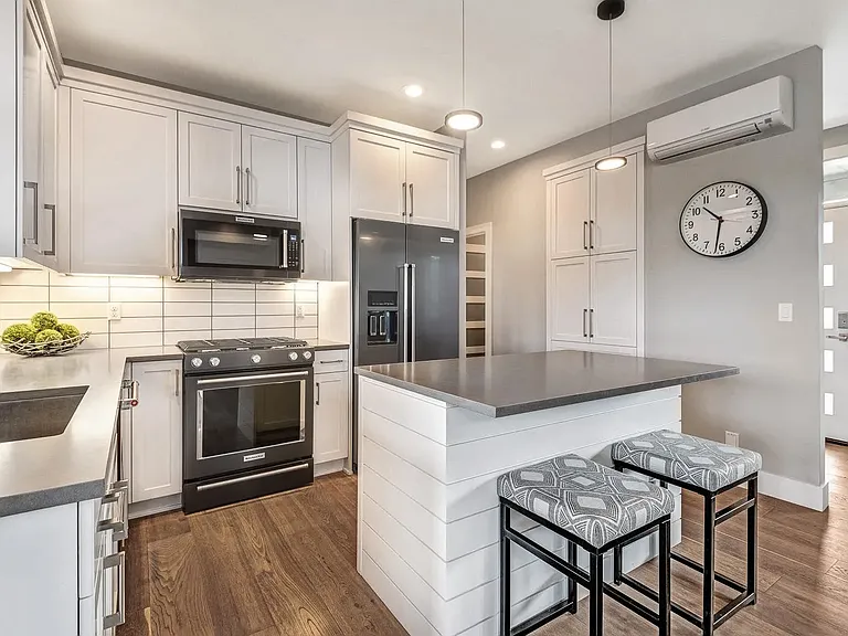 1315 NW Mount Washington Dr — Photo 11