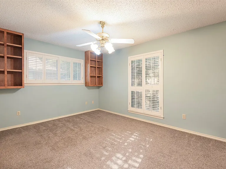 Secondary bedroom 1