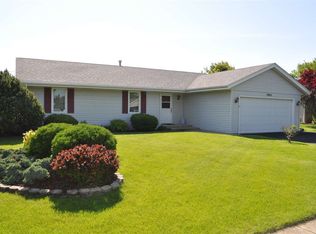 5945 Whispering Way, Loves Park, IL 61111