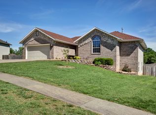 2625 W Westchester Ct, Springfield, MO 65810