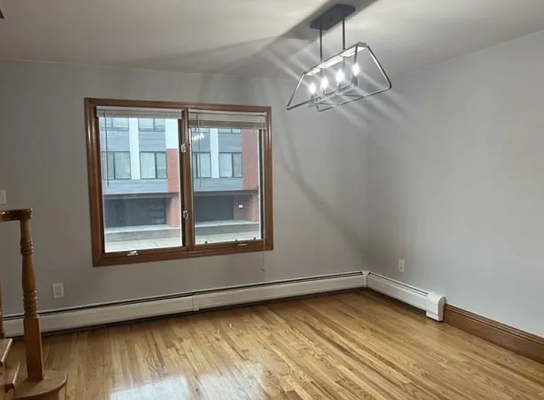 476 Highland Ave #2 — Photo 7