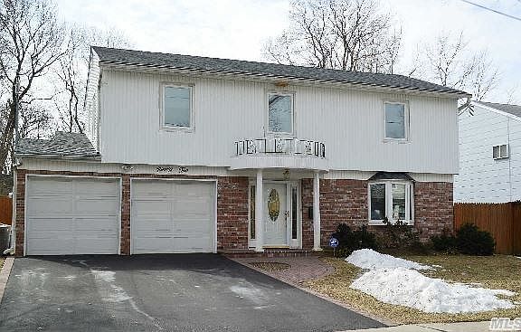 2nd image of 92 Lee Ave