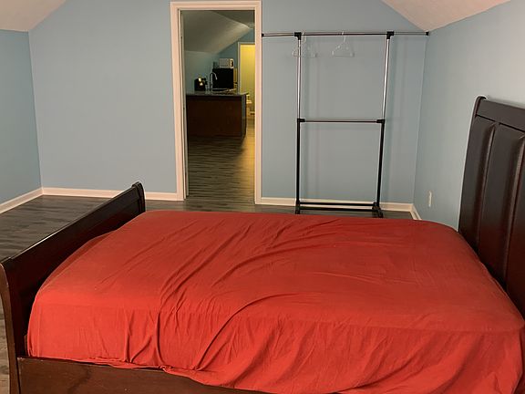 5th image of 11409 Grimes Ave Floor 2