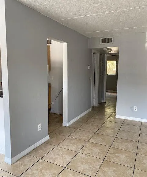 415 N Halifax Ave #111 — Photo 5