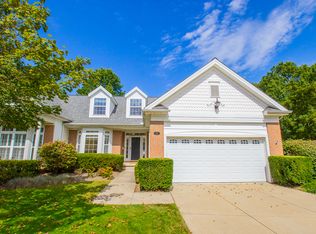 131 Rosebury Ct #35, Mayfield Heights, OH 44124