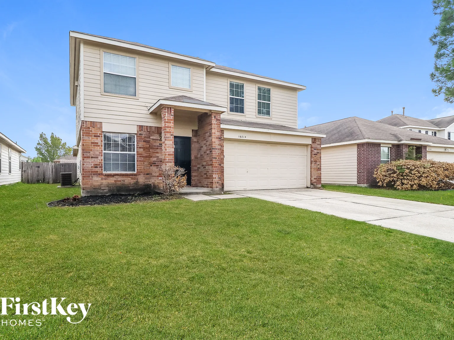 4 bed, 2.5 bath, 2910 sqft, $2,490 — Photo 2