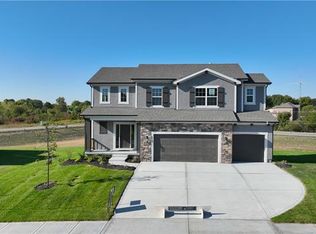 1913 SW Merryman Dr, Lees Summit, MO 64082